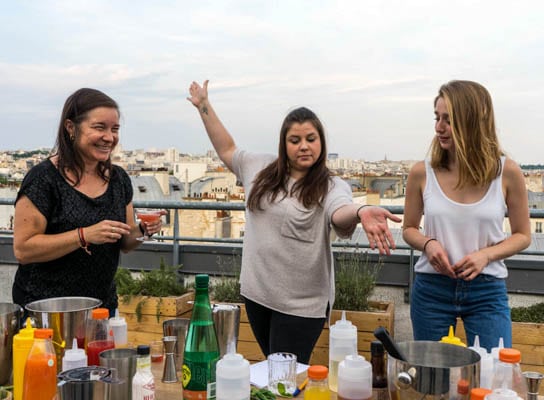 Atelier cocktail team building pour entreprise